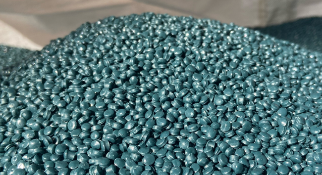 heavily-printed PE shrink film recycled pellets