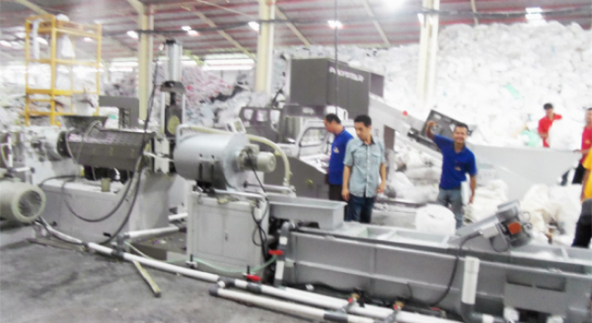 印尼最大的薄膜生產商應用POLYSTAR的機器 